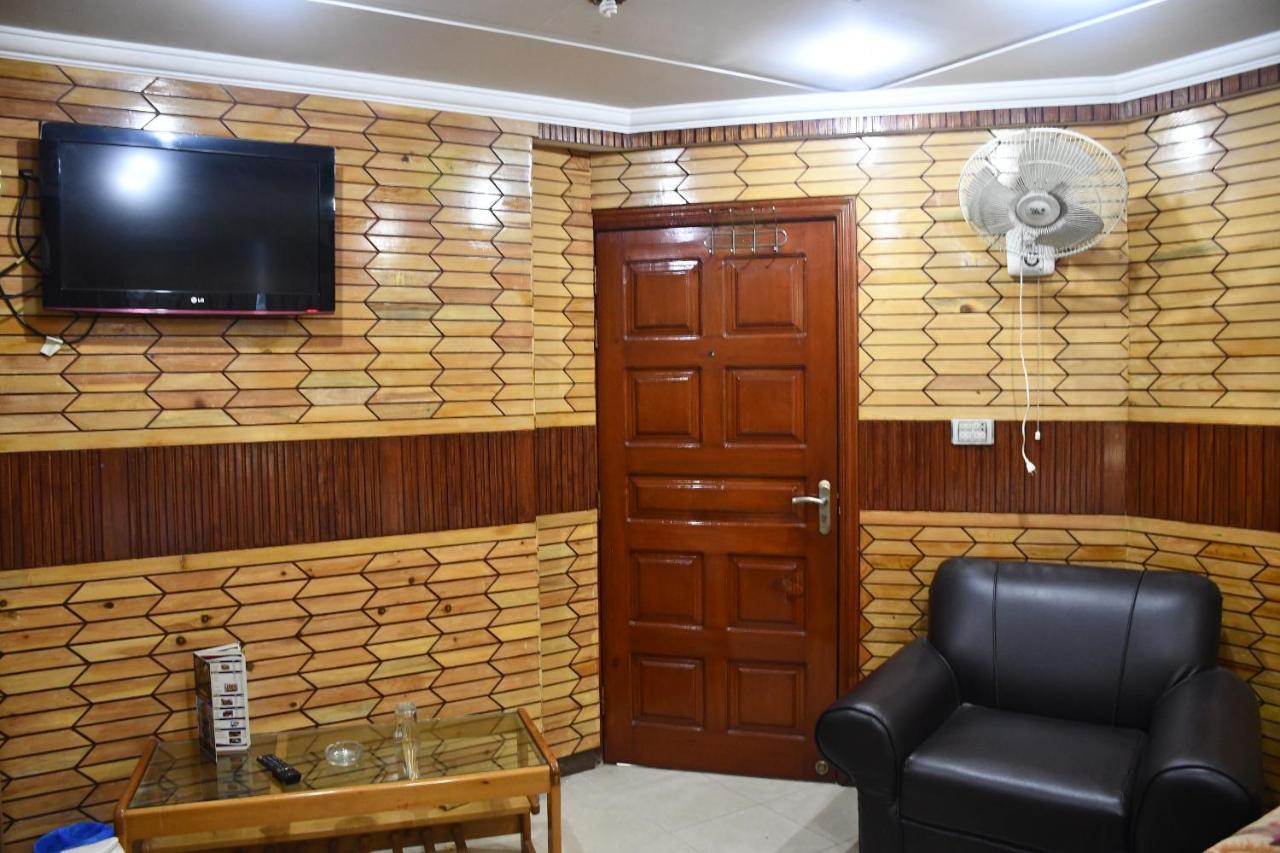 Mir Continental Hotel Muzaffarabad Eksteriør billede