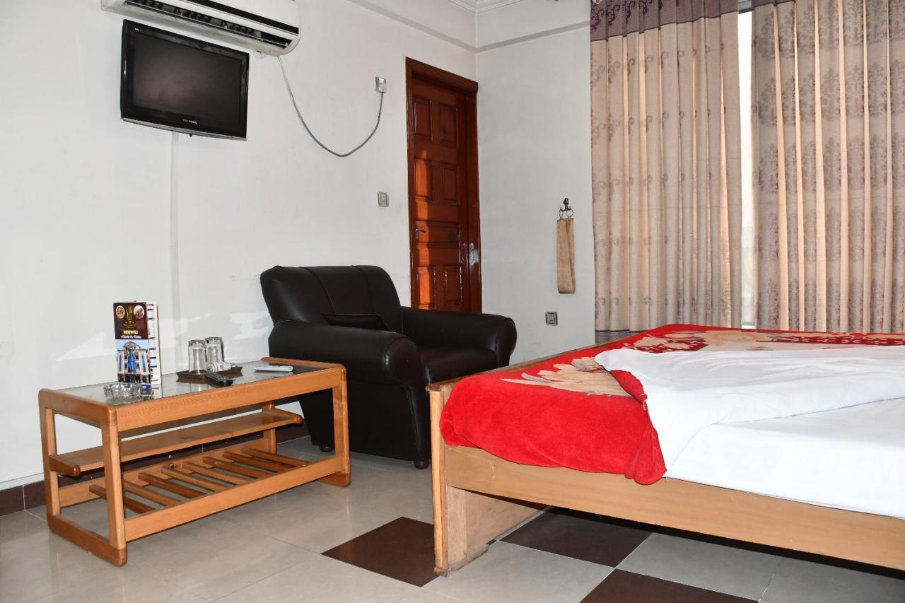 Mir Continental Hotel Muzaffarabad Eksteriør billede