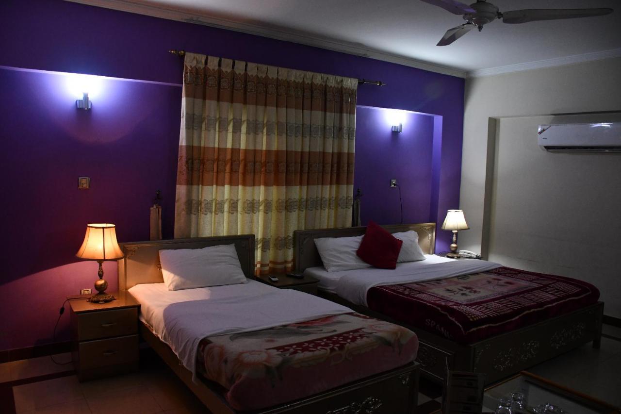 Mir Continental Hotel Muzaffarabad Eksteriør billede