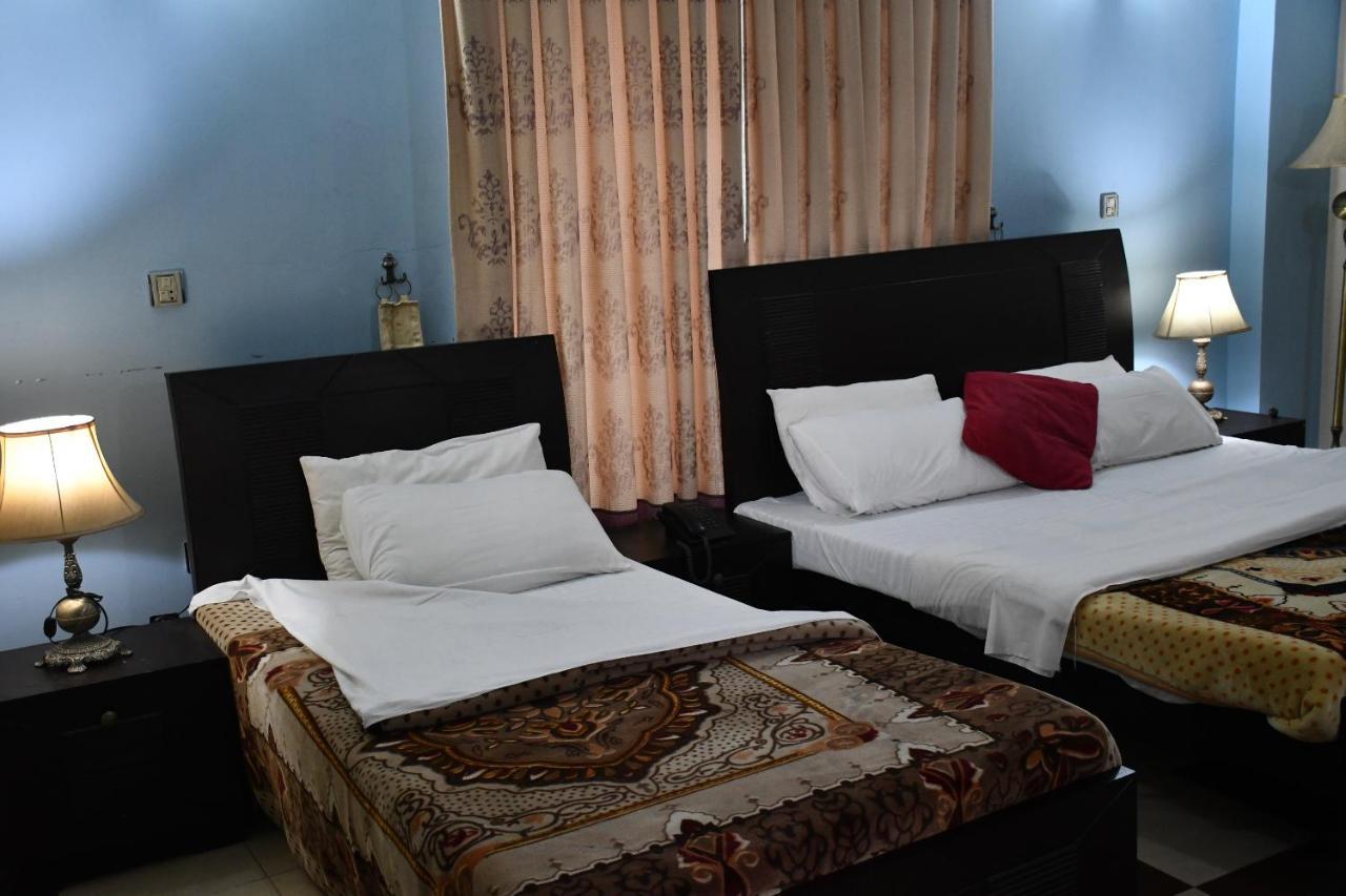 Mir Continental Hotel Muzaffarabad Eksteriør billede