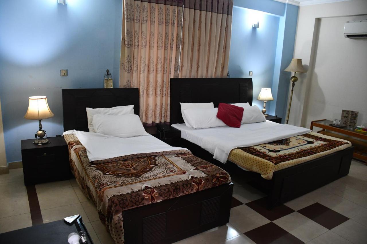 Mir Continental Hotel Muzaffarabad Eksteriør billede