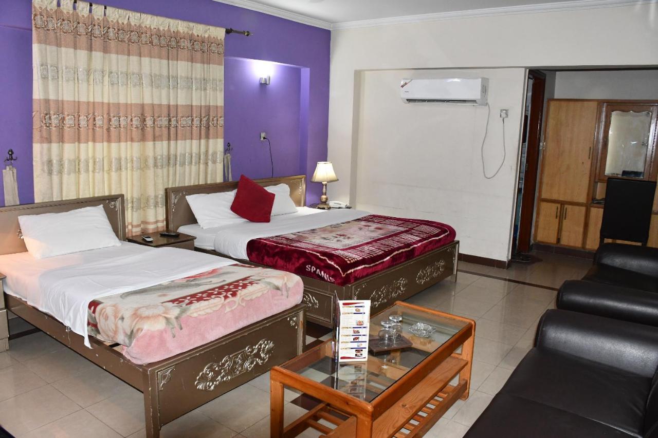 Mir Continental Hotel Muzaffarabad Eksteriør billede