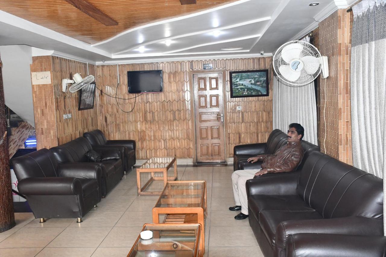 Mir Continental Hotel Muzaffarabad Eksteriør billede
